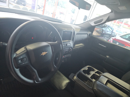 Chevrolet Silverado 4.3 1500 Doble Cabina Ls V6 4x2 At