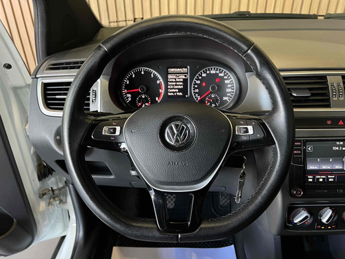 Volkswagen Fox 1.6 MSI TOTAL FLEX XTREME 4P MANUAL