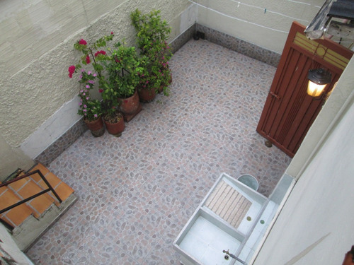 Casa 2 Piso +terraza 370 Metros,excelente Sector,cerca Todo!
