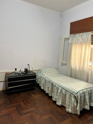 Departamento Tipo Casa En Venta En Banfield Oeste
