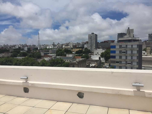 Excelente Apartamento Con Renta De 2 Dormitorios