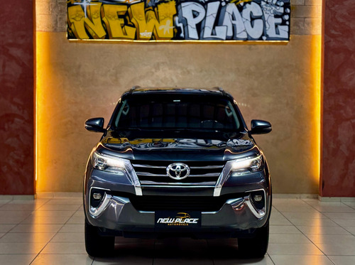 Toyota SW4 2.8 Tdi Srx 7l 4x4 Aut. 5p