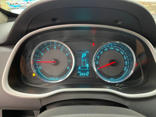 Imagen 13 de 15 de Chevrolet Aveo Lt T/a 2020