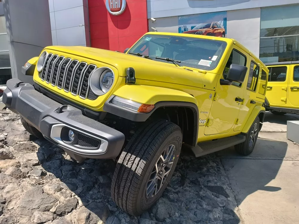 Wrangler Unlimited Sahara 2.0t Inv Disp Credito O Leasing