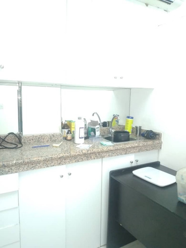Imagen 10 de 10 de Vera Casa Inmobiliaria Vende Local Comercial En Paseo Paraparal L/firma 0414.404.84.31 Jennyfer De López (a.ro-1)