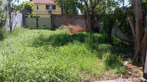 Casa De 3 Ambientes Con Galpon