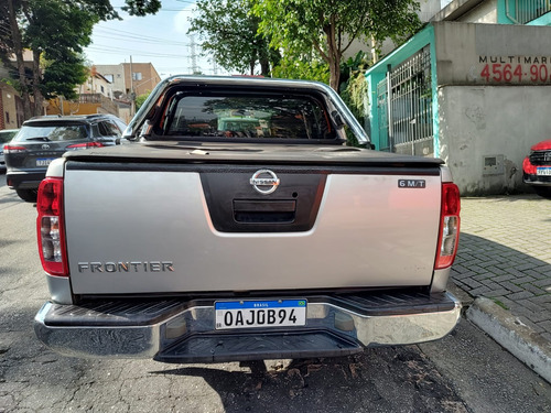 Nissan Frontier 2.5 S Cab. Dupla 4x4 4p