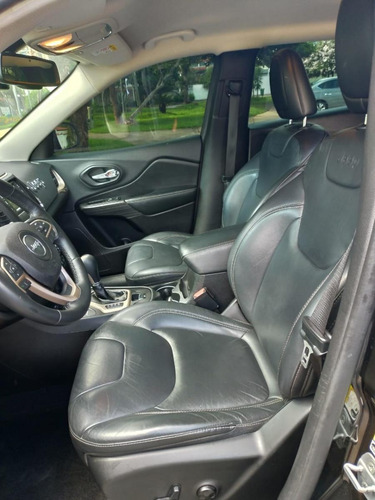 Jeep Cherokee Longitude 3.2 4x4 V6 Aut.