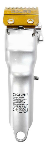 Kit Máquina De Cortar Cabelo Profissional Recarregável Cor Prateado 110v/220v