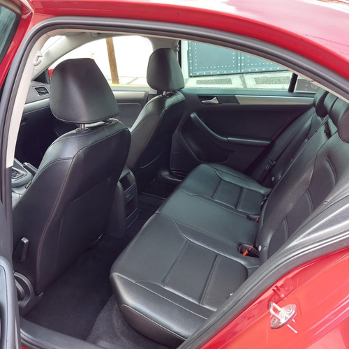 Imagen 8 de 11 de Volkswagen Jetta Sportline Dsg 2017