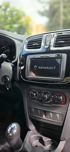 Renault Logan 1.6 Life Plus