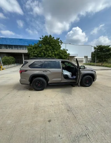 Toyota Sequoia 3.5 V6 Trd Pro