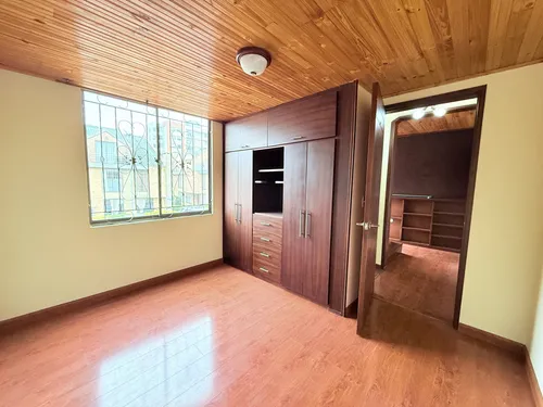 Casa En Venta En Cortijo De Serrzuela. Cod V1967