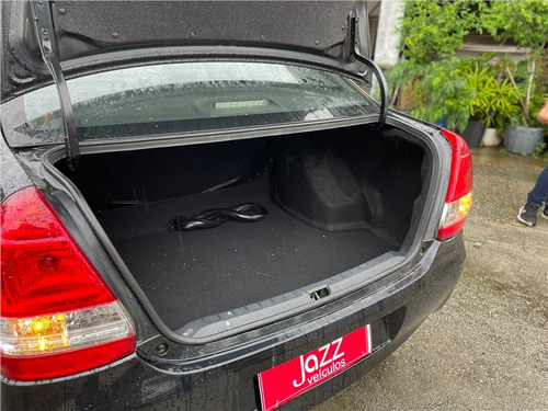 Toyota Etios 1.5 X PLUS SEDAN 16V FLEX 4P AUTOMÁTICO