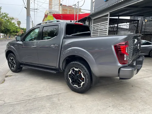 Nissan Frontier Platinium