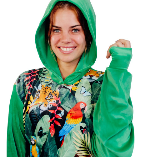Imagen 3 de 5 de Buzo Hoodie Plush / Mujer