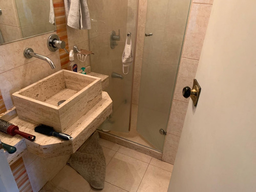 Imagen 10 de 14 de Venta Apartamento Pocitos 3 Dormitorios 3 Baños Garaje, Excelente Ubicación, Sobre Bulevar España, Piso Alto