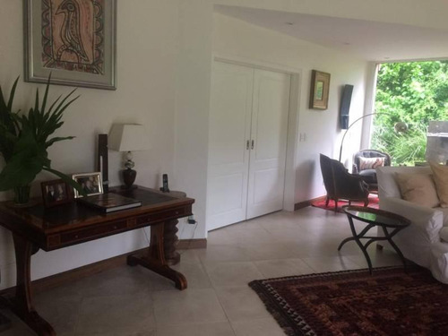 Casa En Venta En El Barrio Cerrado El Talar De Pacheco Tigre