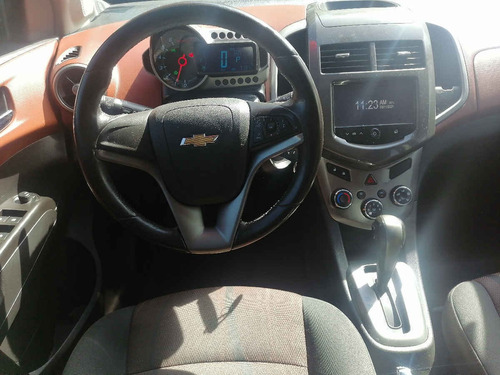 Imagen 12 de 15 de Chevrolet Sonic 2016 4p Ltz L4/1.6 Aut