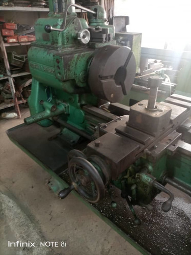 Imagen 2 de 3 de Torno Revolver