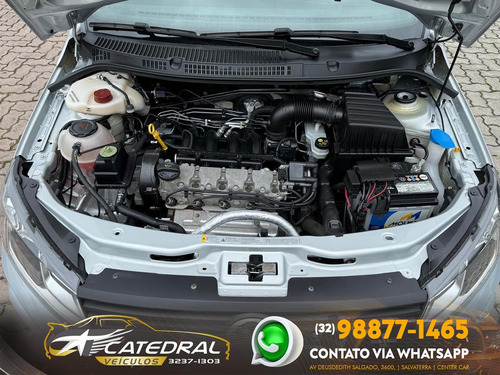 Volkswagen Voyage 1.6 MSI FLEX 8V 4P