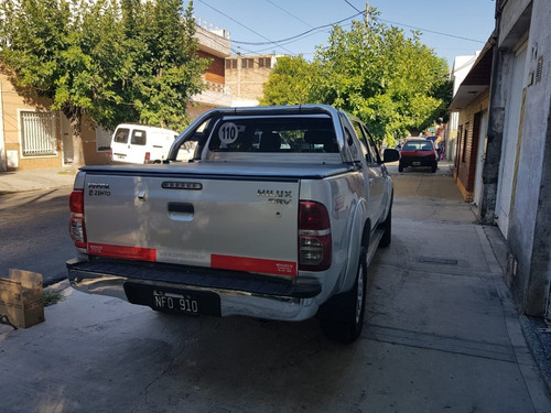 Toyota Hilux 3.0 Cd Srv Cuero I 171cv 4x2