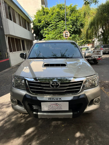 Imagen 4 de 21 de Toyota Hilux 4x2 C/d Srv 3.0 Tdi C/cue