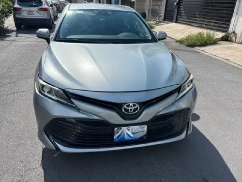 Toyota Camry 2.5 Le At