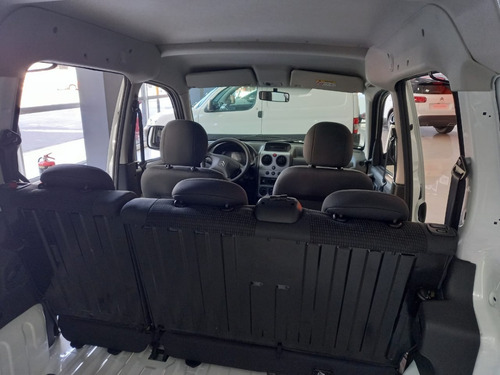 Imagen 6 de 9 de Citroen Berlingo Furgon Hdi 1.6 / Bonificado (a)
