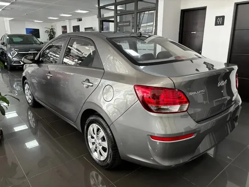 Kia Soluto Automatico Sedan Obsequio Soat