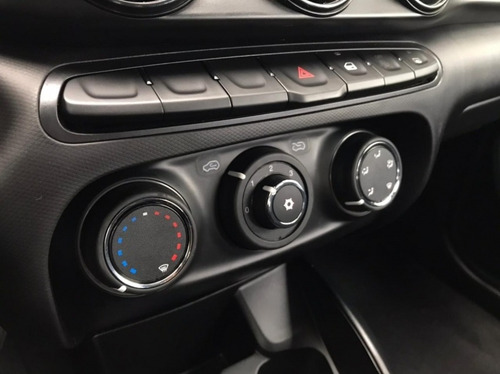 Imagem 11 de 15 de Fiat Cronos 1.3 Completo