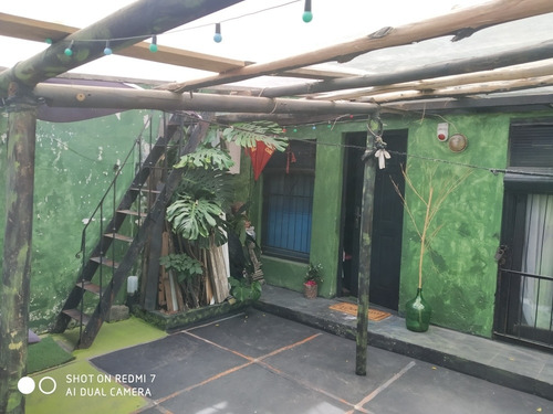 Casa Con Cochera Y Monoambiente En Prado