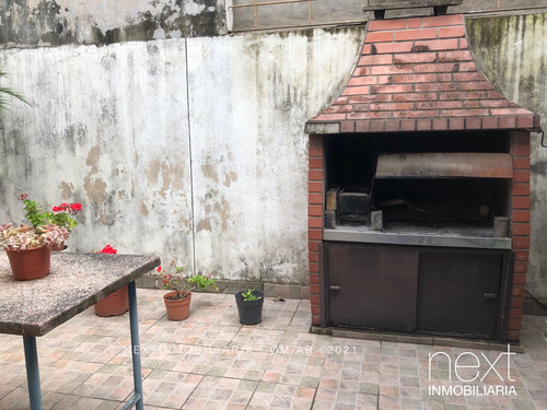 Amplia Casa En Rosario Con Espacio Para Tu Negocio Y Un Departamento Para Alquilar
