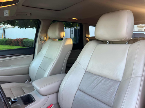 Jeep Grand Cherokee 3.6 Limited Lujo V6 4x2 At