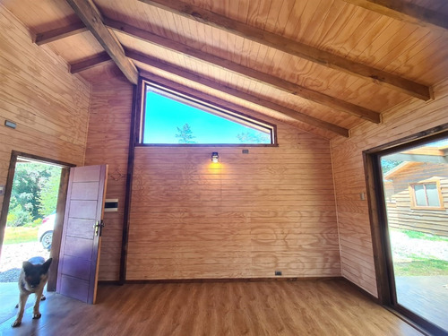 Parcela Con Casa Y Cabaña A 5 Min De Los Lagos, 5000 M