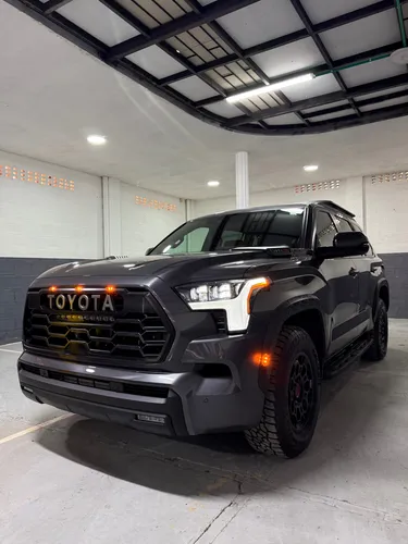 Toyota Sequoia 3.5 V6 Trd Pro