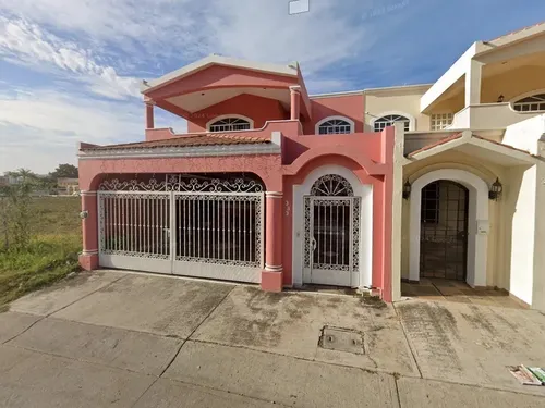 Se Vende Casa De Recuperación Bancaria En Calle Tabachín, Col. Alameda, 82123 Mazatlán, Sin. Arf