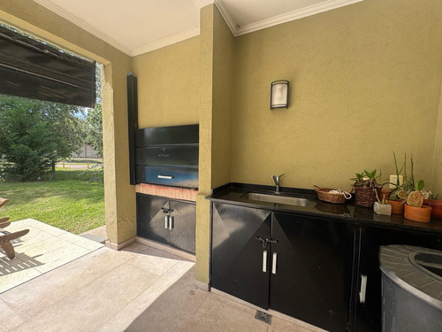 Venta Casa 7 Ambientes En Fincas De San Vicenten - Sporting