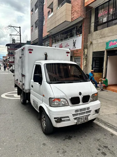 Camioneta Furgon 2011