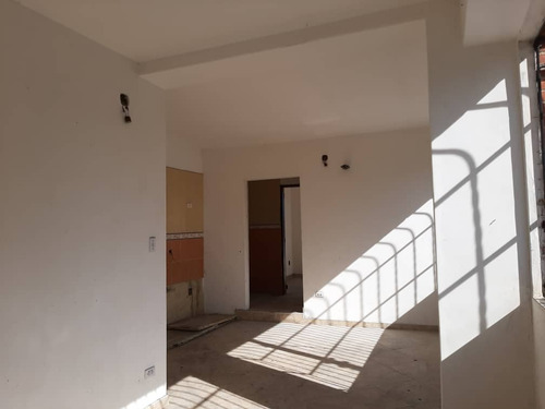 Edificio En Venta En Obra Gris Higuerote