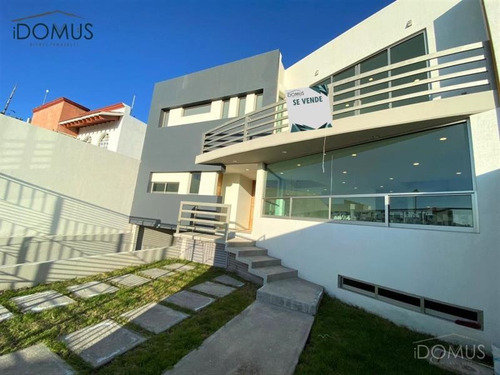 Imagen 3 de 12 de Casa Sola En Venta La Puerta De Hierro