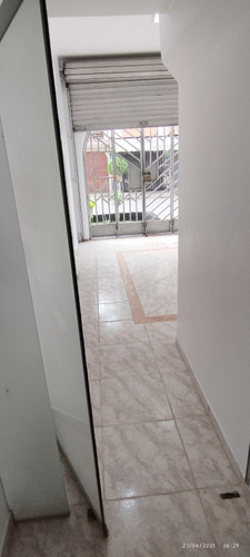 Alquilo Local Comercial, Urb. San Isidro, X Reniec, Colegios