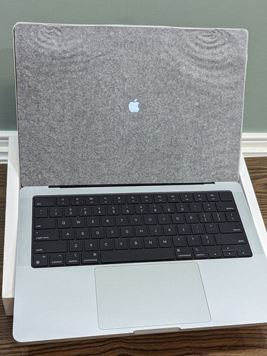 Apple Macbook Pro 2023 M2 Max 14 Inch