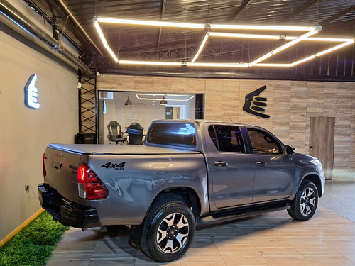 Toyota Hilux Pick-up 2.8 Cd Srx 177cv 4x4 At