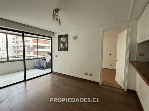 Departamento En Venta De 1 Dorm. En Vitacura