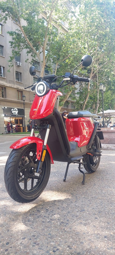 Moto Eléctrica Uqui Gt Sport De La Marca Niu