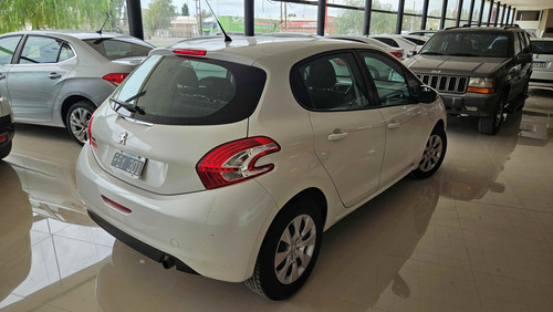 Peugeot 208 1.5 Active