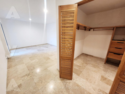 Departamento En Venta/renta, 3 Recámaras, Vista A Laguna, Isla Dorada, Cancún