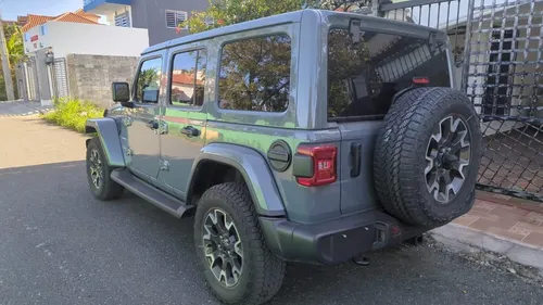 Jeep Wrangler Sahara 2024
