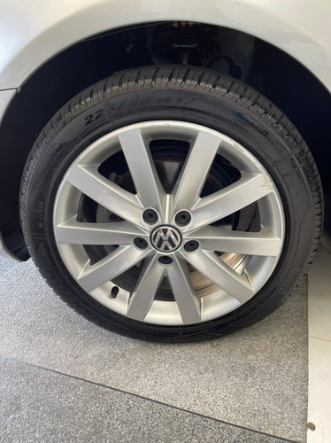 Imagem 14 de 15 de Jetta 2.5i Variant 20v 170cv 2011